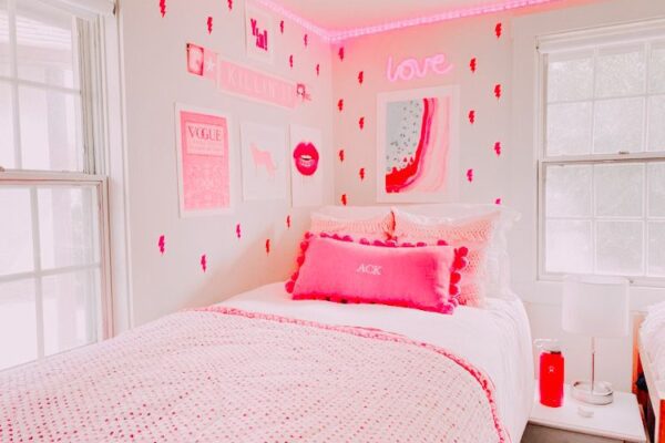 Get Inspired: 15 Preppy Room Ideas for Every Space