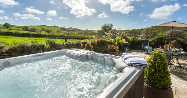 Hot Tub Heaven: Exploring the Top 6 Types to Suit Your Needs