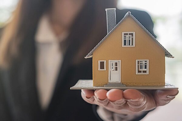 How Property Improvements Impact Divorce Settlements