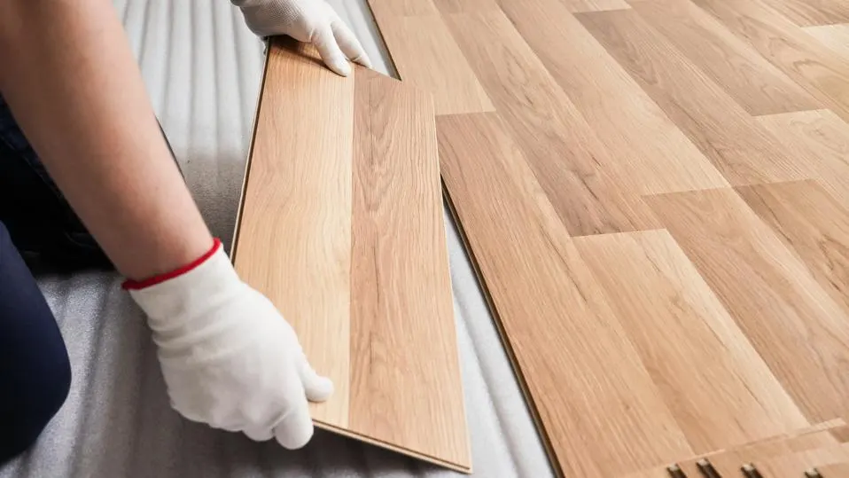 Laminate vs. Solid Hardwood Flooring: Pros and Cons