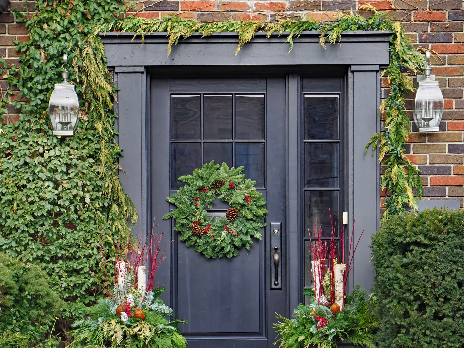 Make a Statement with These Front Door Decor Ideas for Every Season