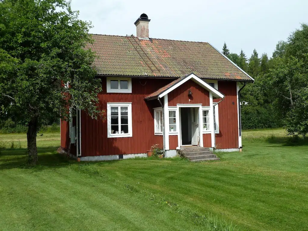 The Art of Creating a Cozy and Inviting Swedish Farmhouse