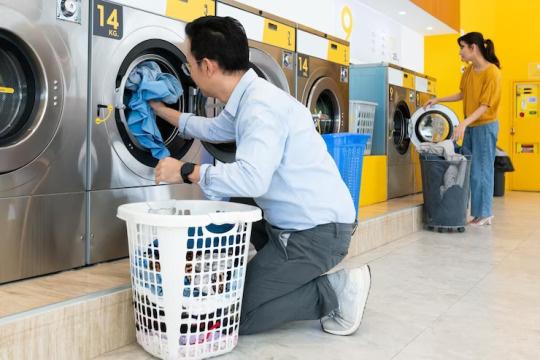 Convenience at Your Doorstep: Explore Laundry Delivery Services