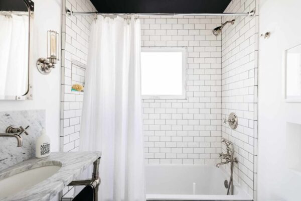 DIY Bathroom Stalls: Tips and Tricks for a Successful Project