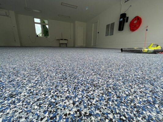 Epoxy Garage Flooring: How to Achieve a Durable and Beautiful Finish