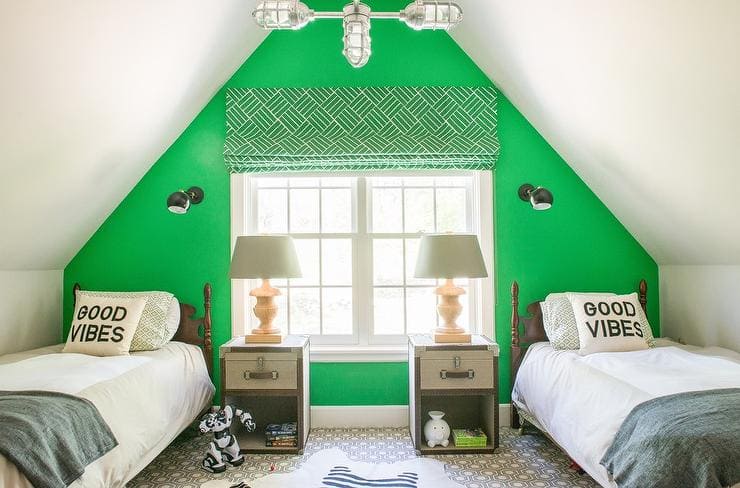 How to Create a Stunning Green Accent Wall: Step-by-Step Guide